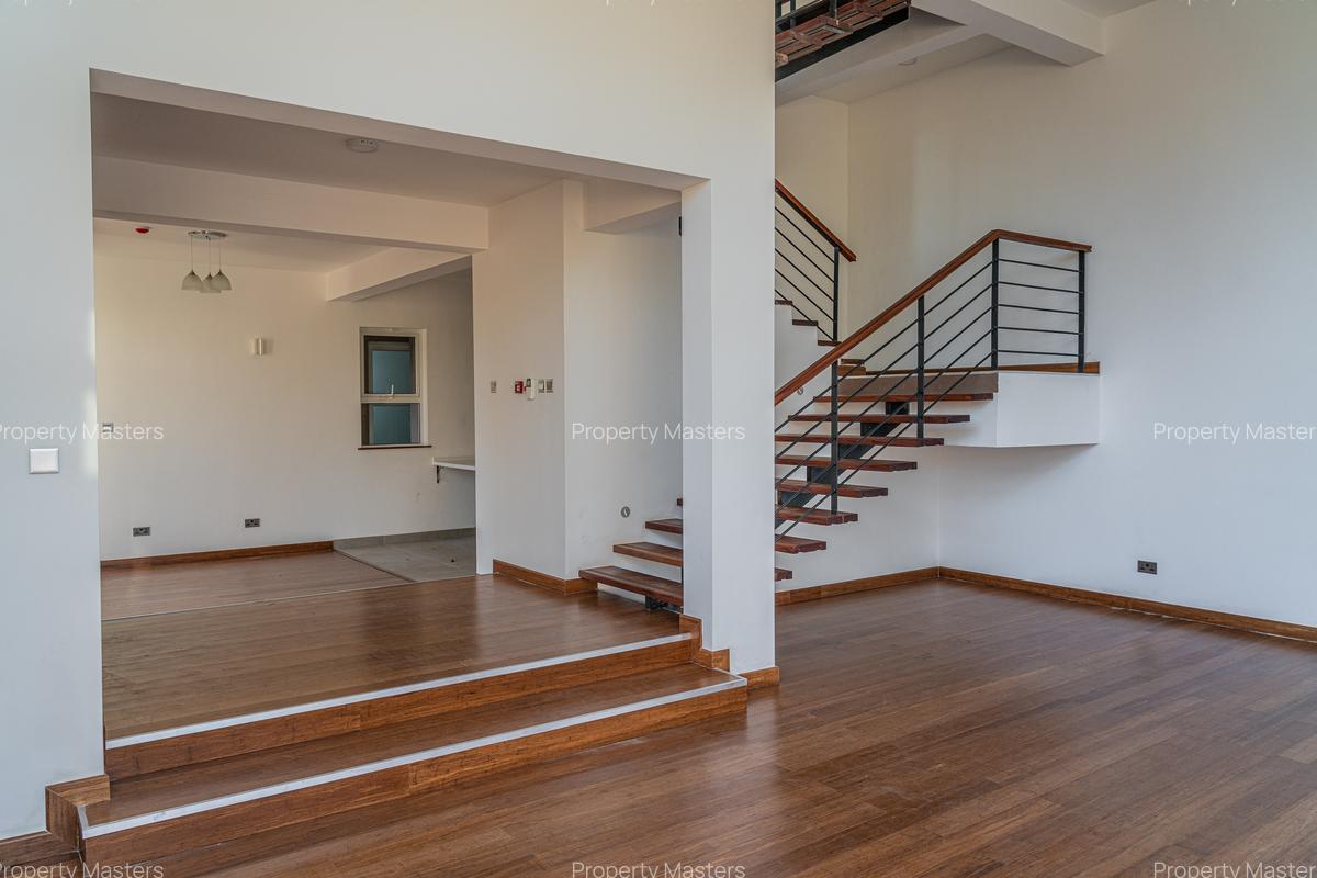 4 Bed Townhouse with En Suite at Kabasiran Avenue - 15