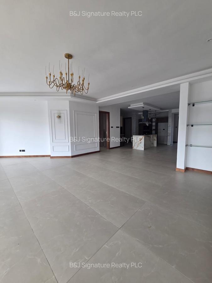 3 Bed Apartment with En Suite in Riverside - 20