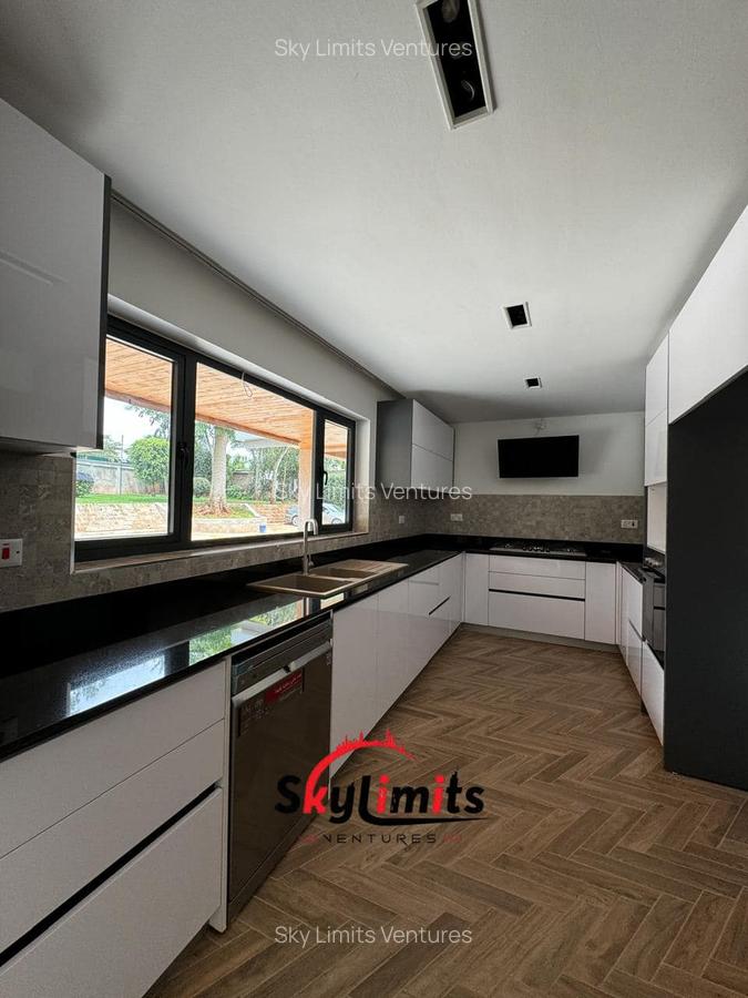 3 Bed House with En Suite at Loresho Ridge - 7