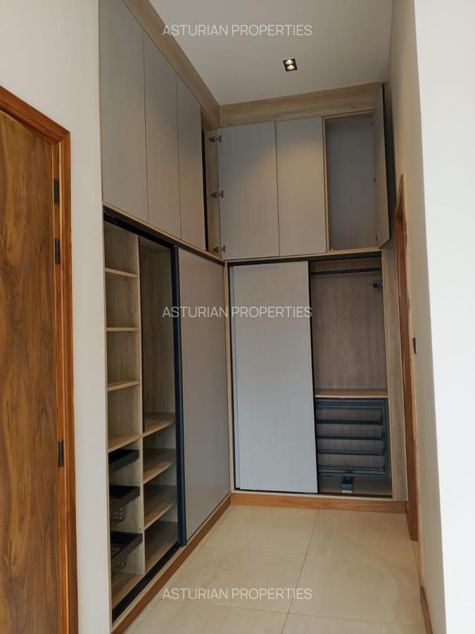 4 Bed Apartment with En Suite in Westlands Area - 5