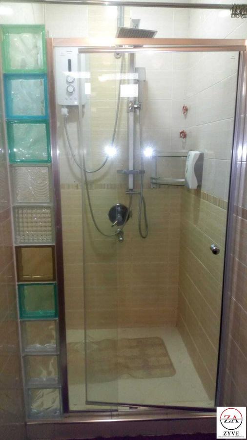 Serviced 2 Bed Apartment with En Suite at Mimosa - 8