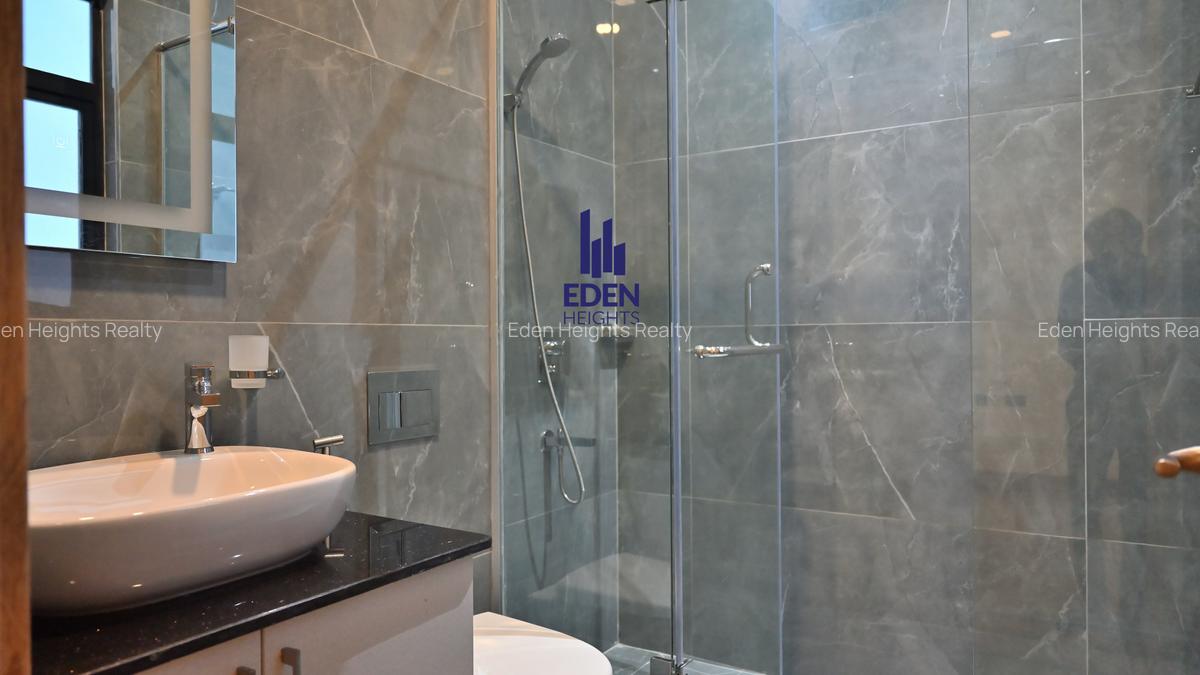 4 Bed Apartment with En Suite in Spring Valley - 8