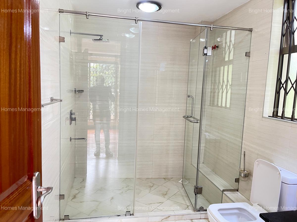 5 Bed Townhouse with Swimming Pool in Lavington - 14