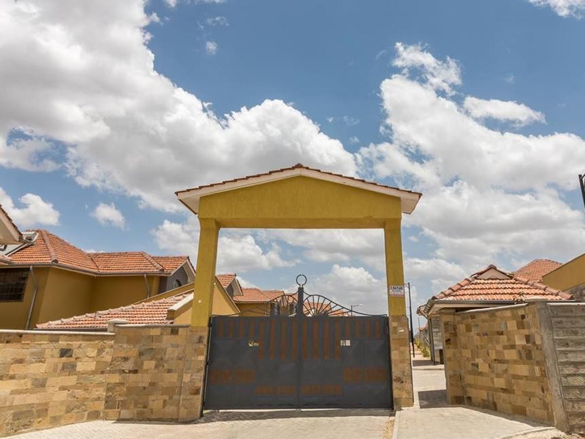 4 Bed Townhouse with En Suite at Kenpipe Gardens - 2