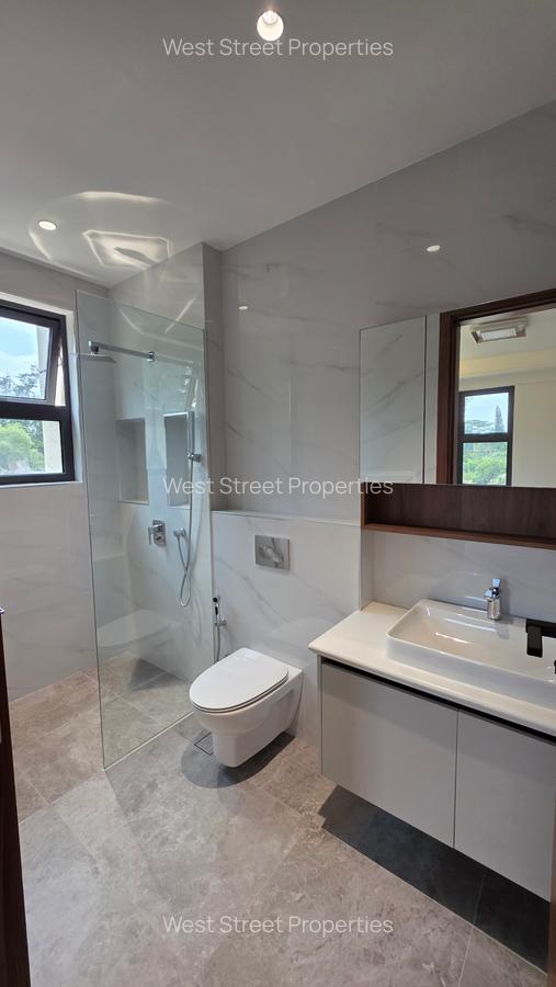 2 Bed Apartment with En Suite at Westlands - 6