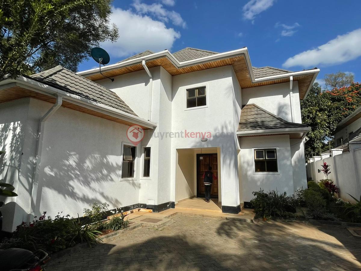 3 Bed Townhouse with En Suite in Karen - 14