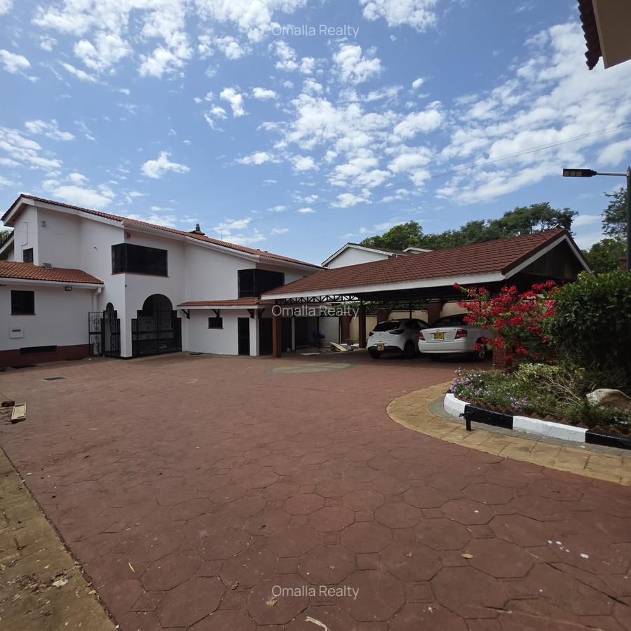 5 Bed House with En Suite in Gigiri - 20