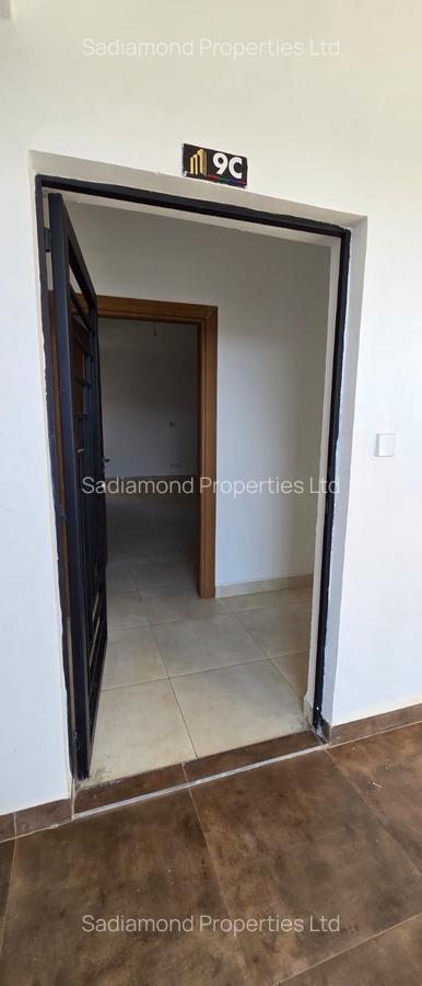 1 Bed Apartment with En Suite in Westlands Area - 6