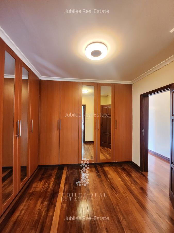 5 Bed Townhouse with En Suite in Lower Kabete - 19