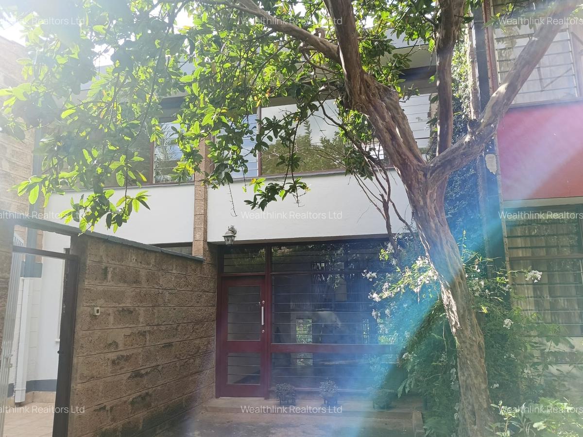 4 Bed Townhouse with Staff Quarters at Dennis Pritt - 1