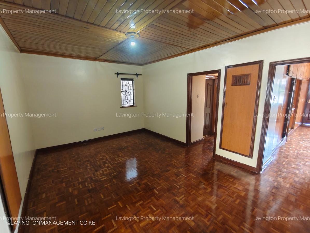 5 Bed Townhouse with En Suite at Lavington Green - 11