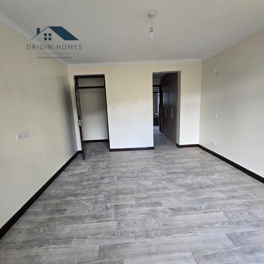 3 Bed Apartment with En Suite at Lavington - 9