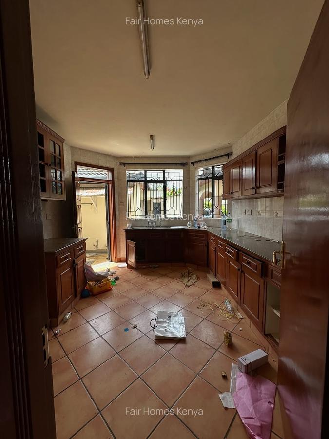 4 Bed Townhouse with En Suite at Lavington Maji Mazuri - 2