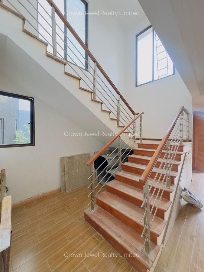 4 Bed Villa with En Suite in Kiambu Road - 17