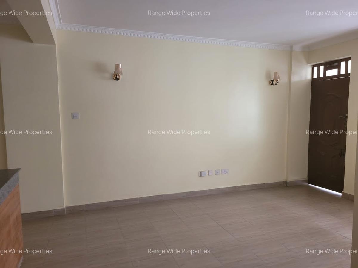 2 Bed Apartment with En Suite at Parklands - 12