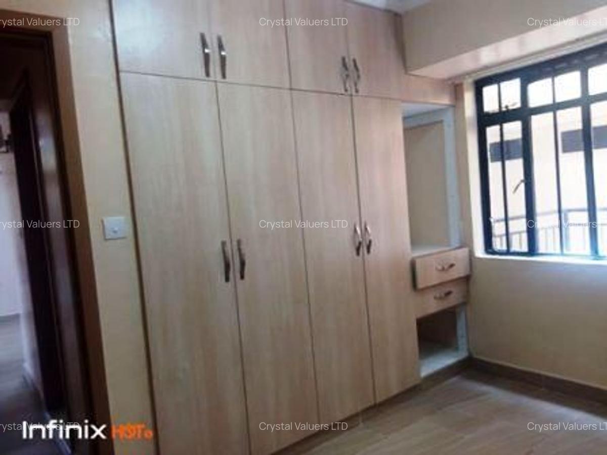 2 Bed Apartment with En Suite in Naivasha Road - 3