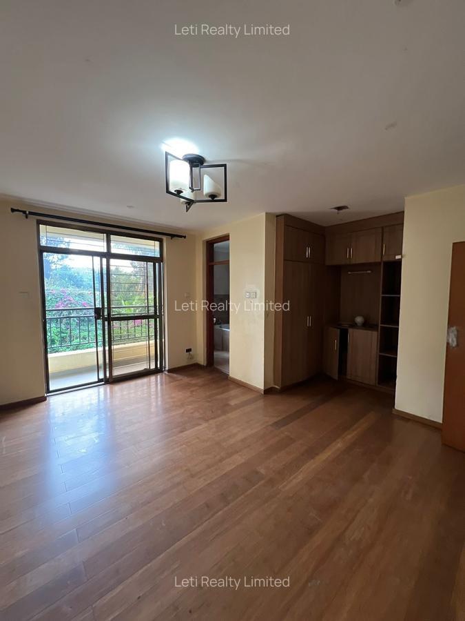 5 Bed Townhouse with En Suite in Lavington - 11