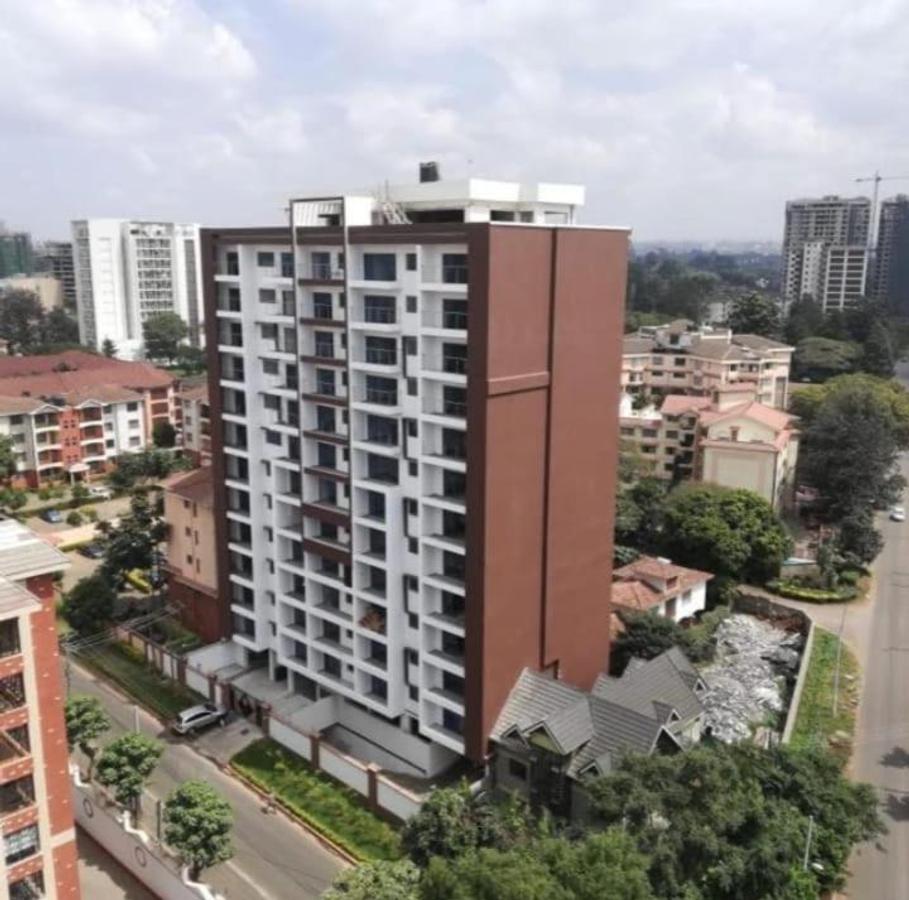 Serviced Studio Apartment with En Suite at Othaya Road - 1