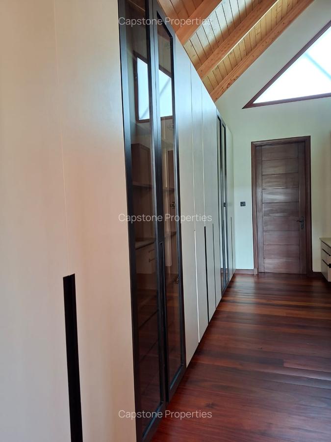 4 Bed House with En Suite in Runda - 7