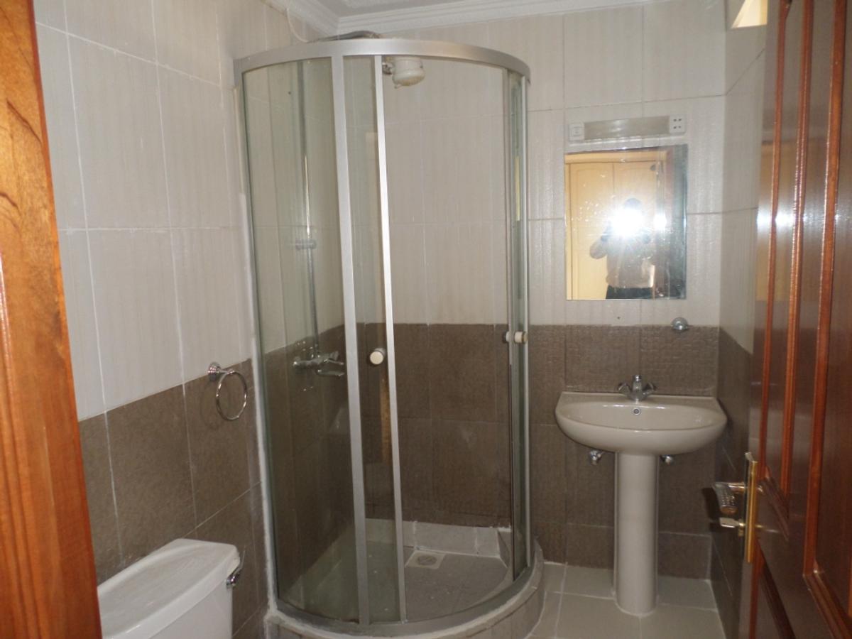 3 Bed Apartment with En Suite at Kilimani - 13