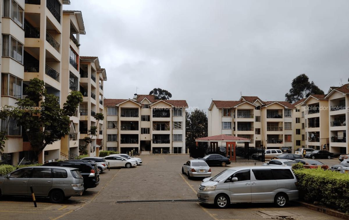 3 Bed Apartment with En Suite in Lavington - 15