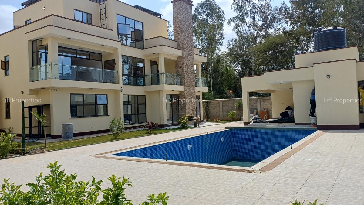 4 Bed House with En Suite in Karen - 2