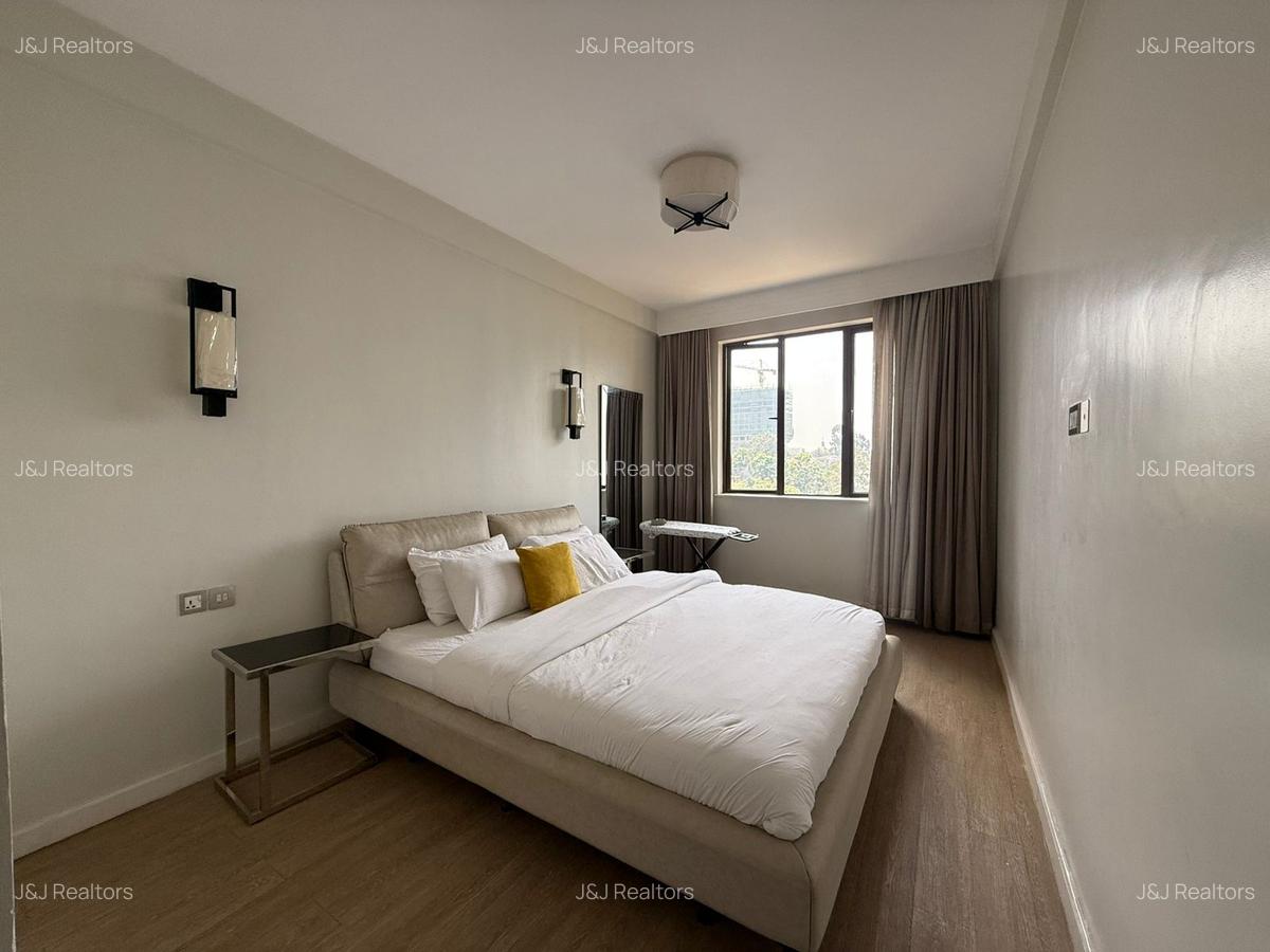 Furnished 1 Bed Apartment with En Suite in Riverside - 10