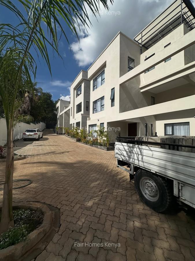5 Bed Townhouse with En Suite at Manyani East - 1