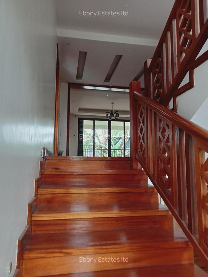 5 Bed Townhouse with En Suite in Lavington - 5