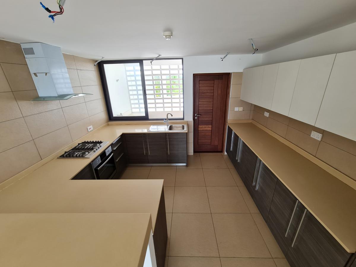 3 Bed Apartment with En Suite in Nyali Area - 7