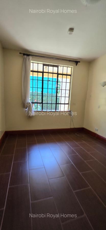 4 Bed House with En Suite at Runda Road - 10