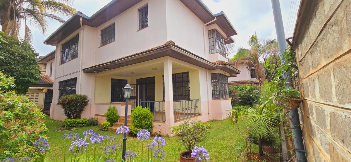 4 Bed Townhouse with En Suite at Convent Drive - 4