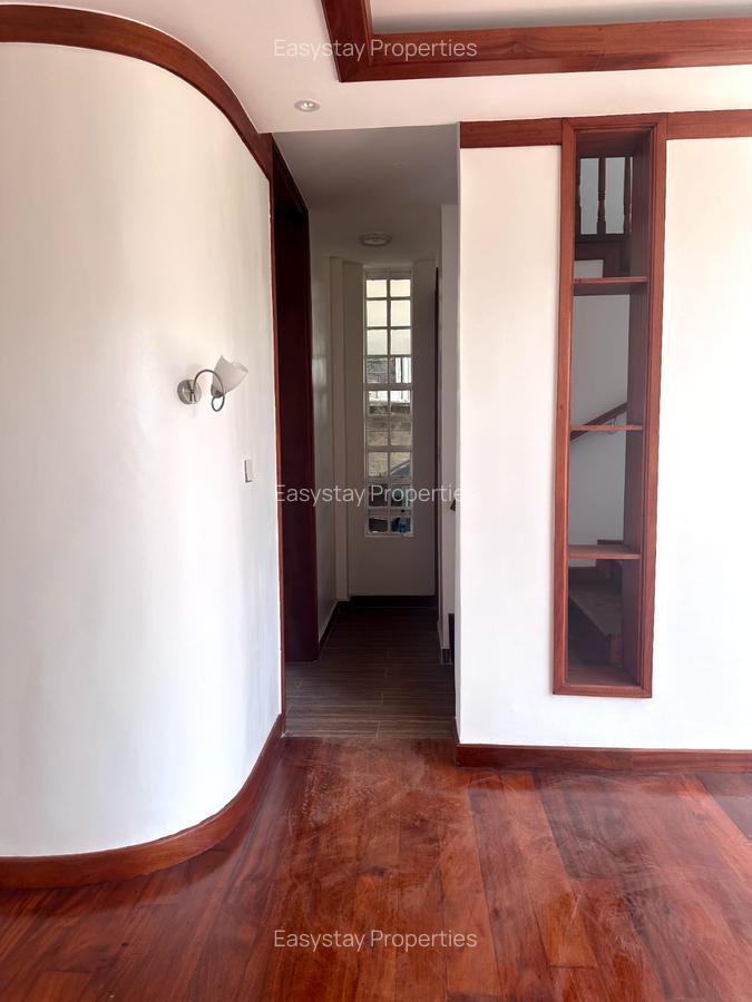 3 Bed House with En Suite in Nyari - 8