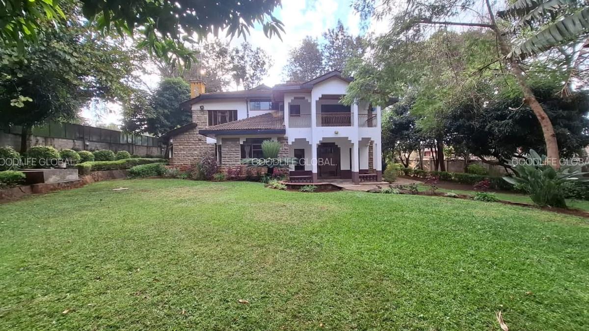 5 Bed House with En Suite at Runda - 1