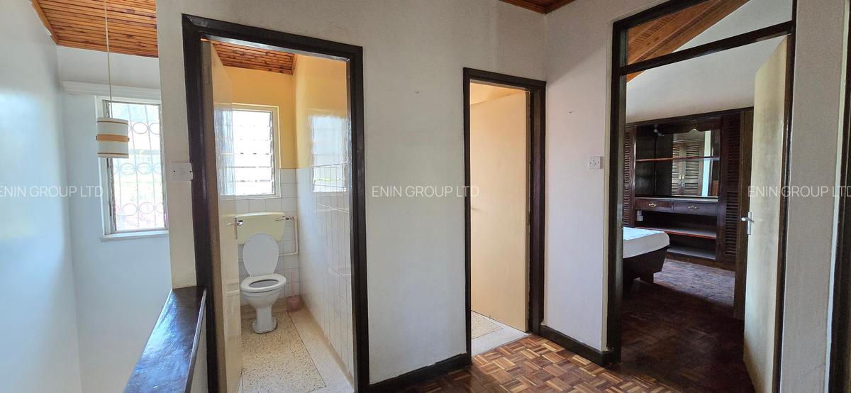 4 Bed Townhouse with En Suite at Oledume Road - 12