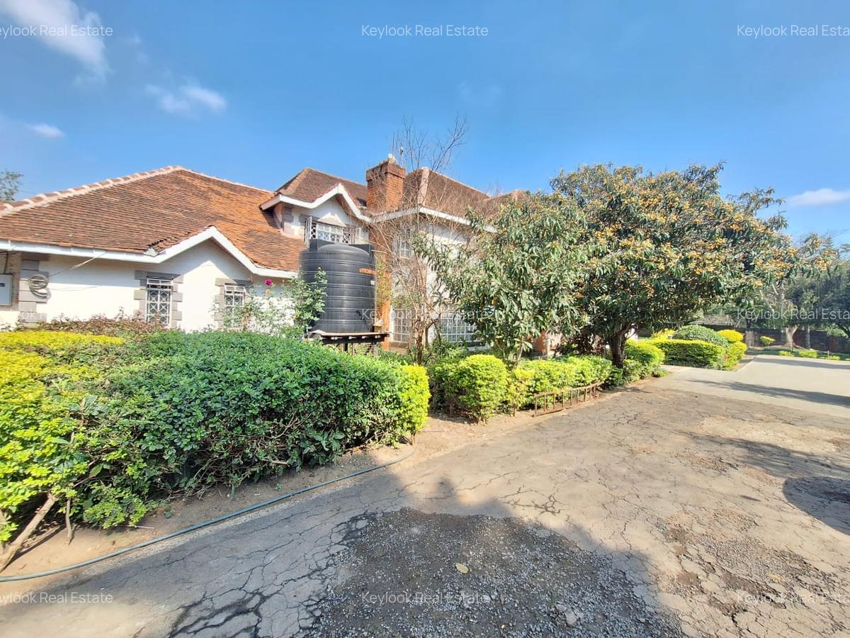 Commercial Property with Service Charge Included at Lavington - 7