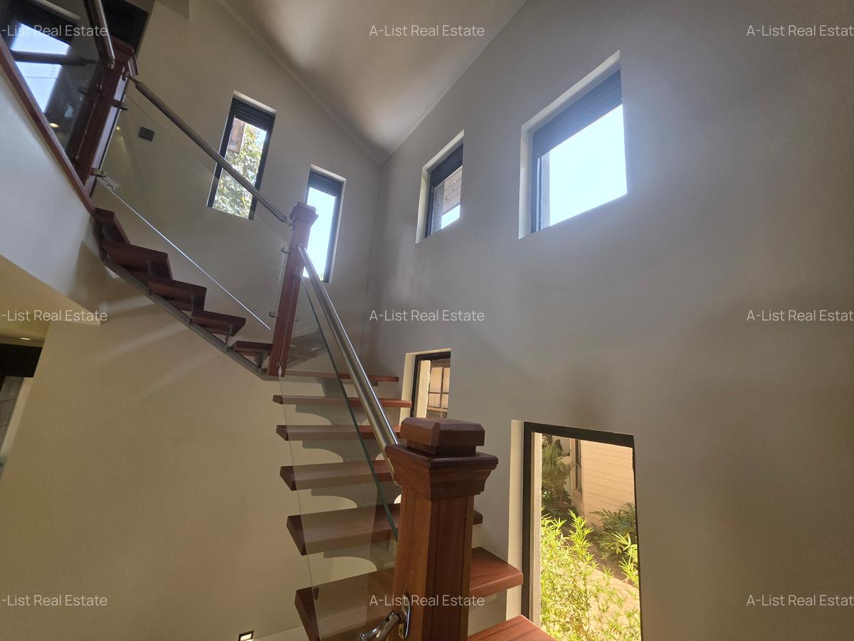 3 Bed Townhouse with En Suite in Gigiri - 7