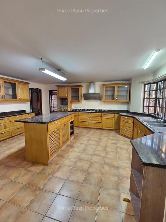 4 Bed House with En Suite in Karen - 3