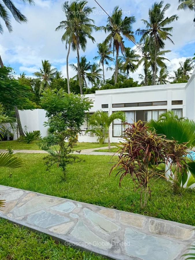 2 Bed Villa with En Suite in Watamu - 11