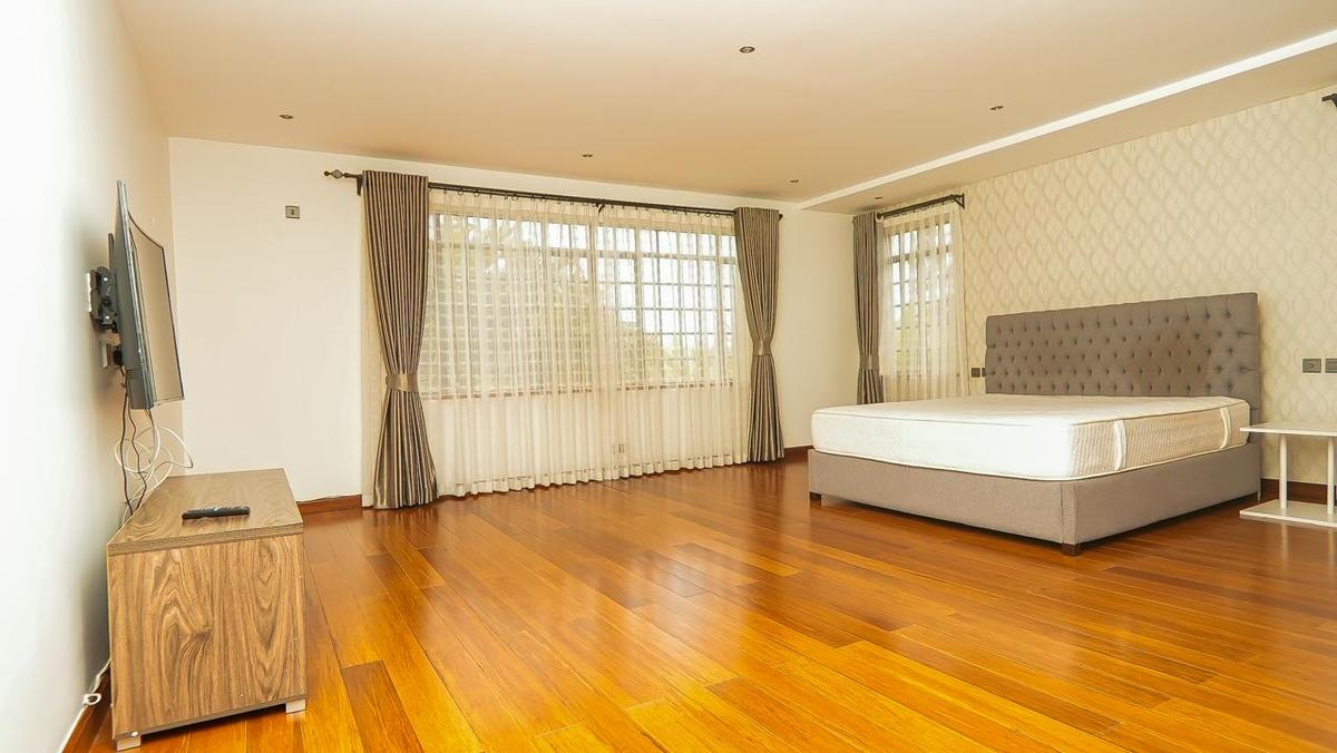 6 Bed House with En Suite at Kitisuru - 11