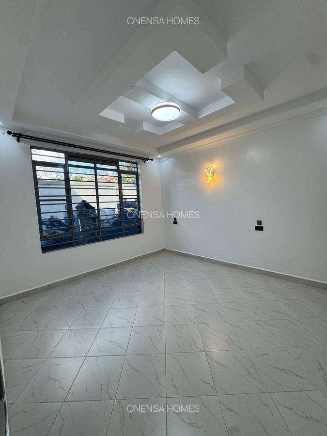 3 Bed House with En Suite in Eastern ByPass - 16