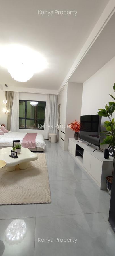 1 Bed Apartment with Swimming Pool at Wood Avenue - 18