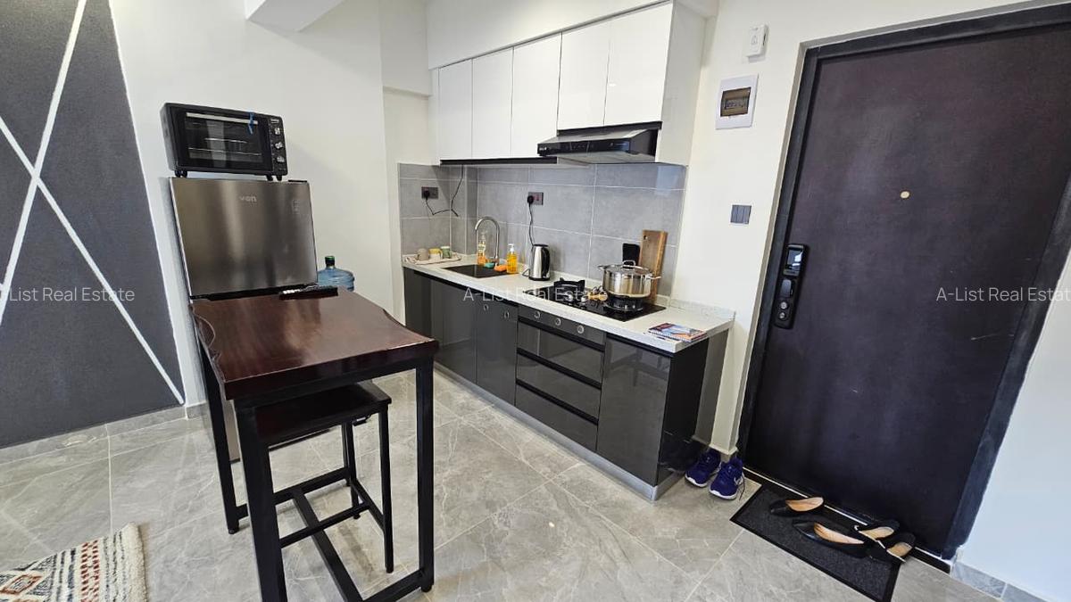 1 Bed Apartment with En Suite at Valley Arcade - 5