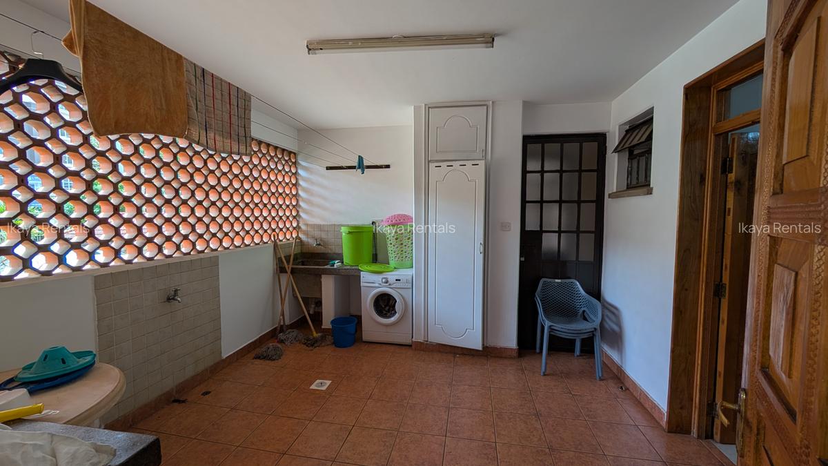 Furnished 3 Bed Apartment with En Suite at Brookside Garden - 10