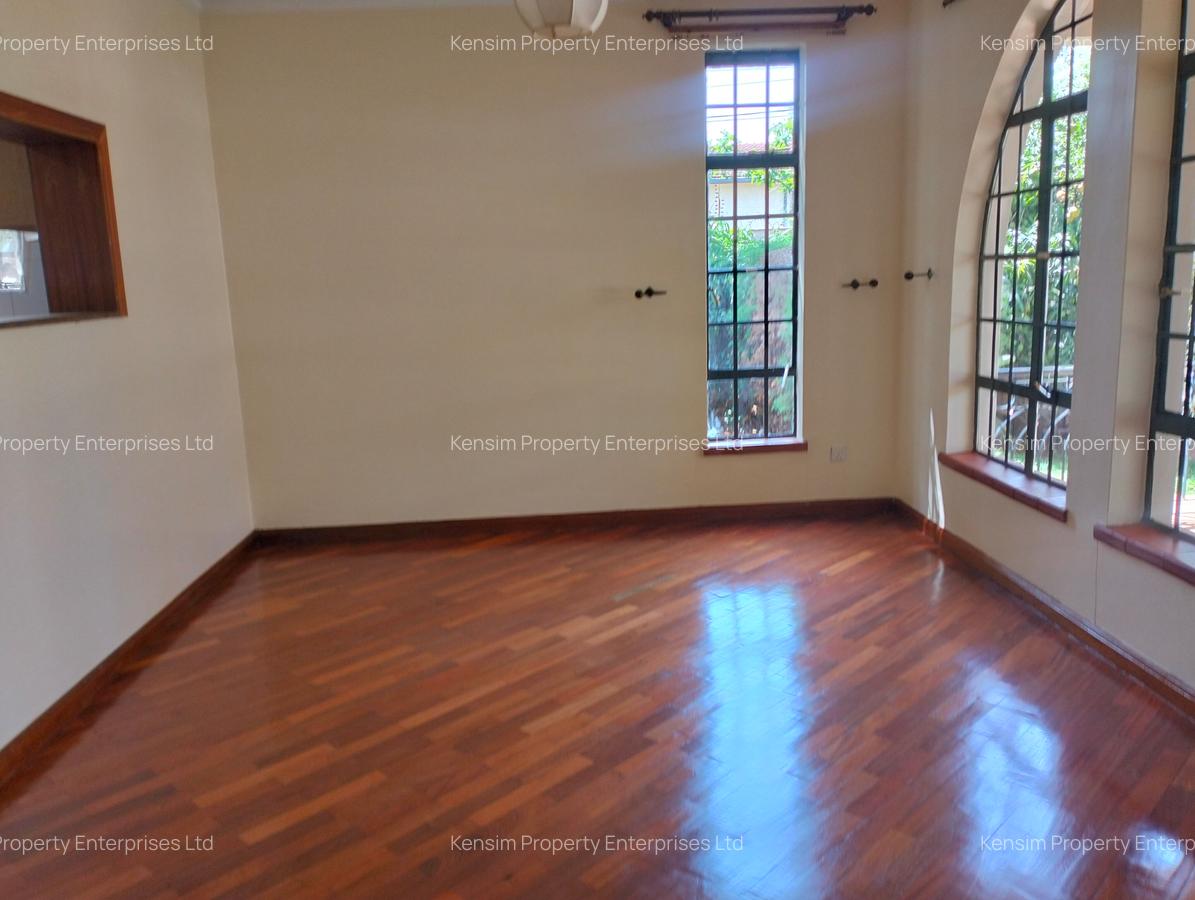 4 Bed Townhouse with En Suite in Lavington - 8