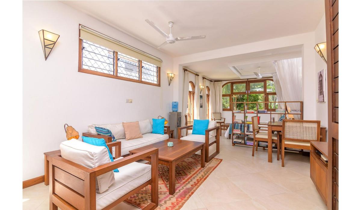 Studio Apartment with Swimming Pool in Diani - 5