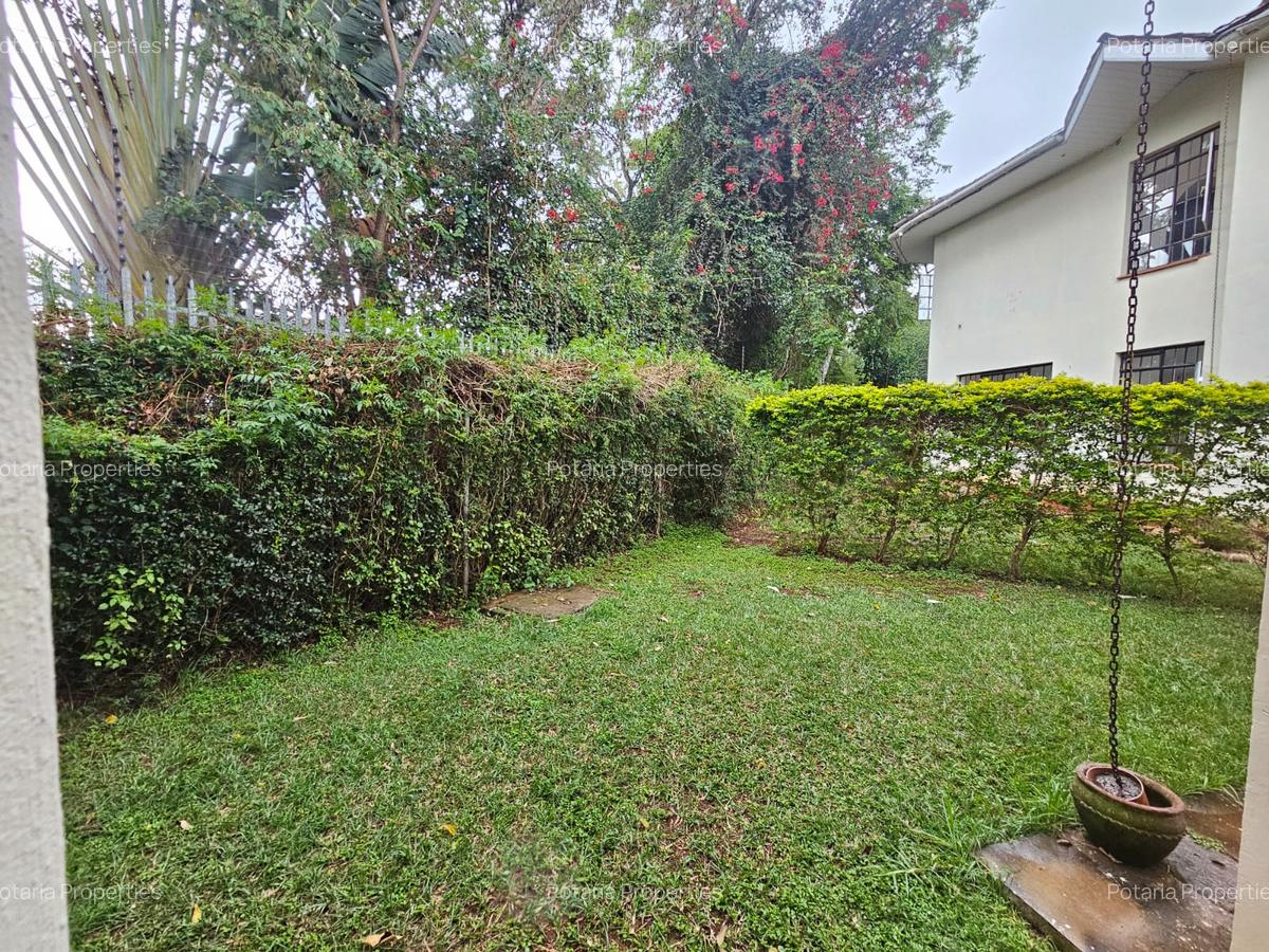 4 Bed Townhouse with En Suite in Spring Valley - 4