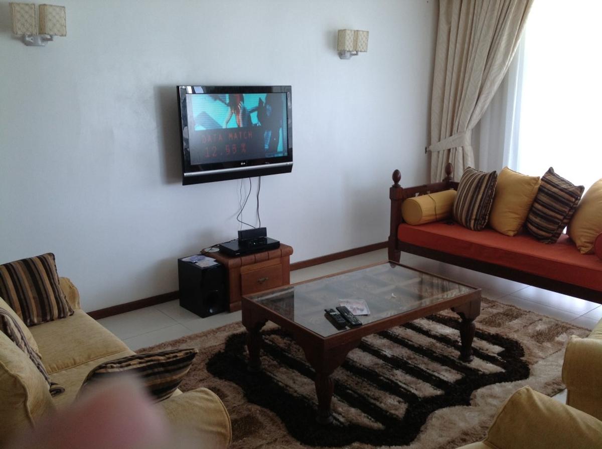 Furnished 2 Bed Apartment with En Suite at Ar797 - 2