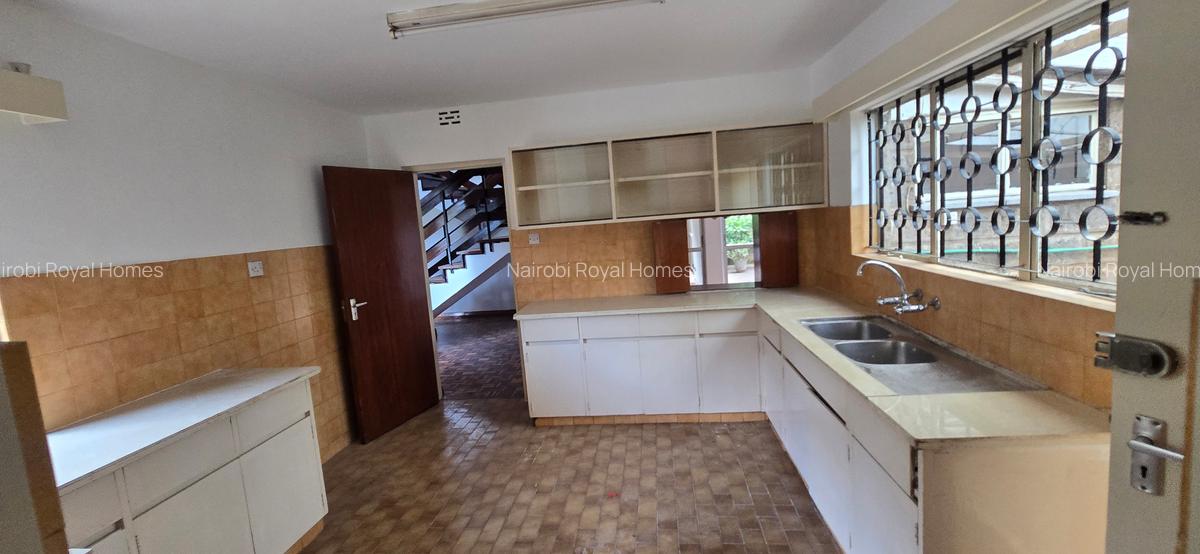 4 Bed Townhouse with En Suite at Convent Drive - 13