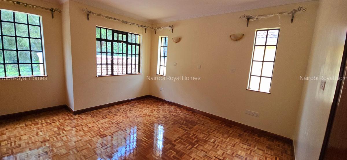 4 Bed Townhouse with En Suite at Chalbi Drive - 13